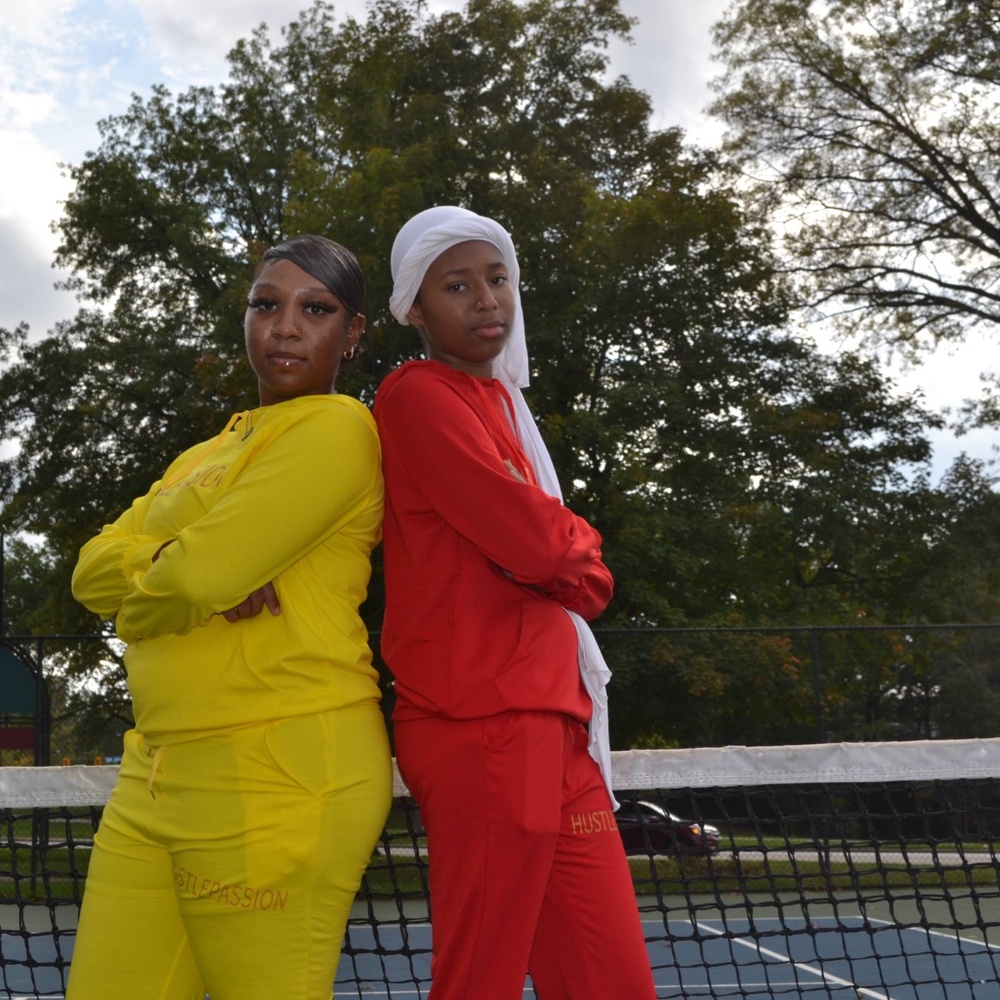 Tracksuit - Picture 3 of 11